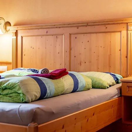 Schweizerhof Apfelrose Apartamento Huben (Imst)