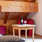 Schweizerhof Apfelrose * Huben (Imst)