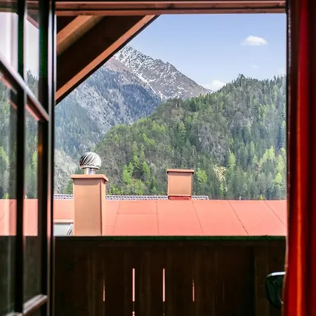 Schweizerhof Apfelrose Huben (Imst)